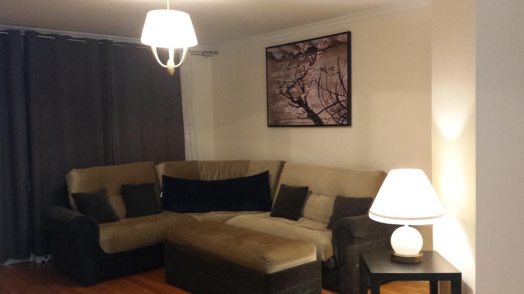 Three Bedroom Holiday Apartment Longueuil Εξωτερικό φωτογραφία