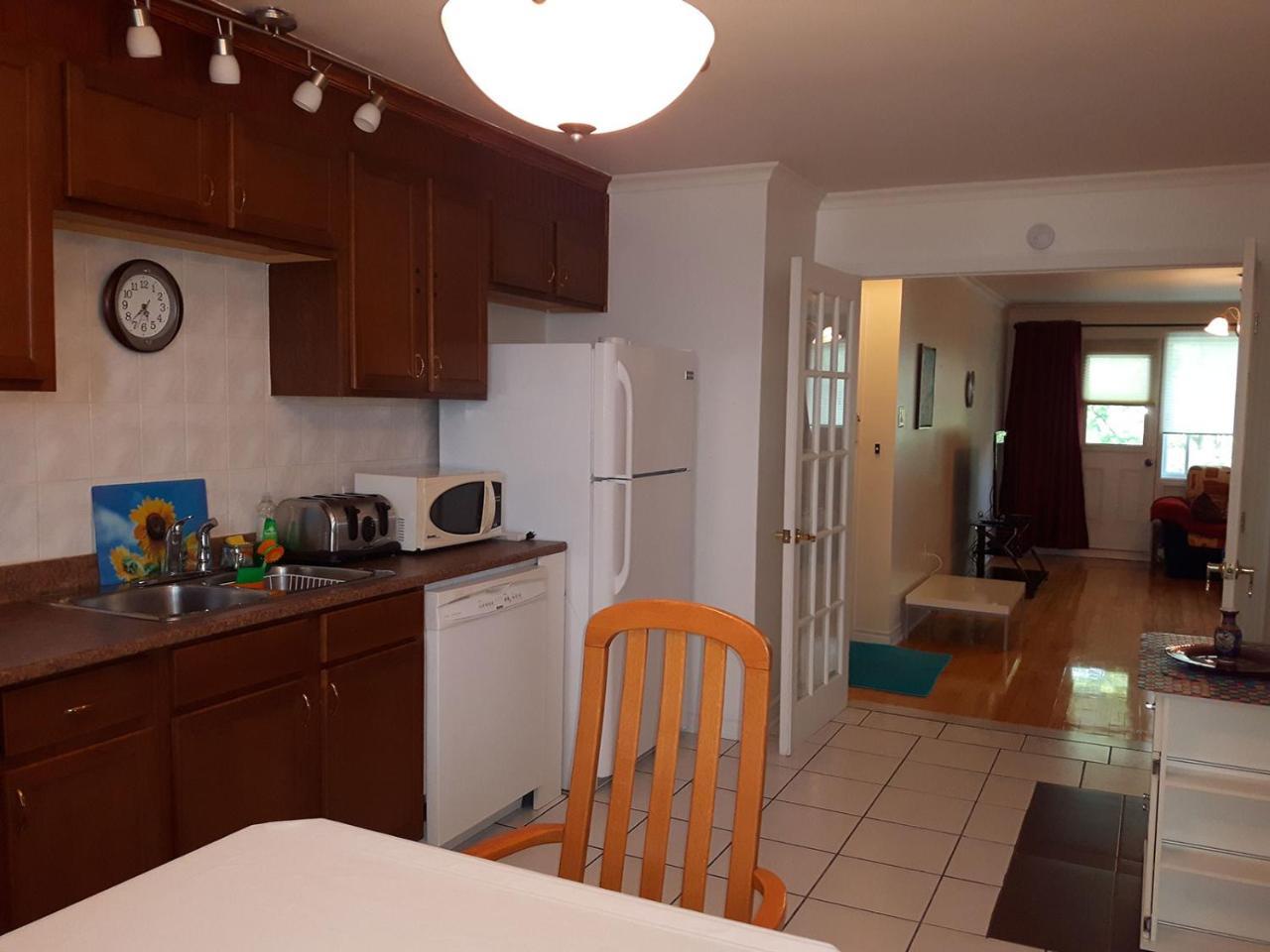 Three Bedroom Holiday Apartment Longueuil Εξωτερικό φωτογραφία
